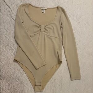 H&M Cream Ribbed Bodysuit